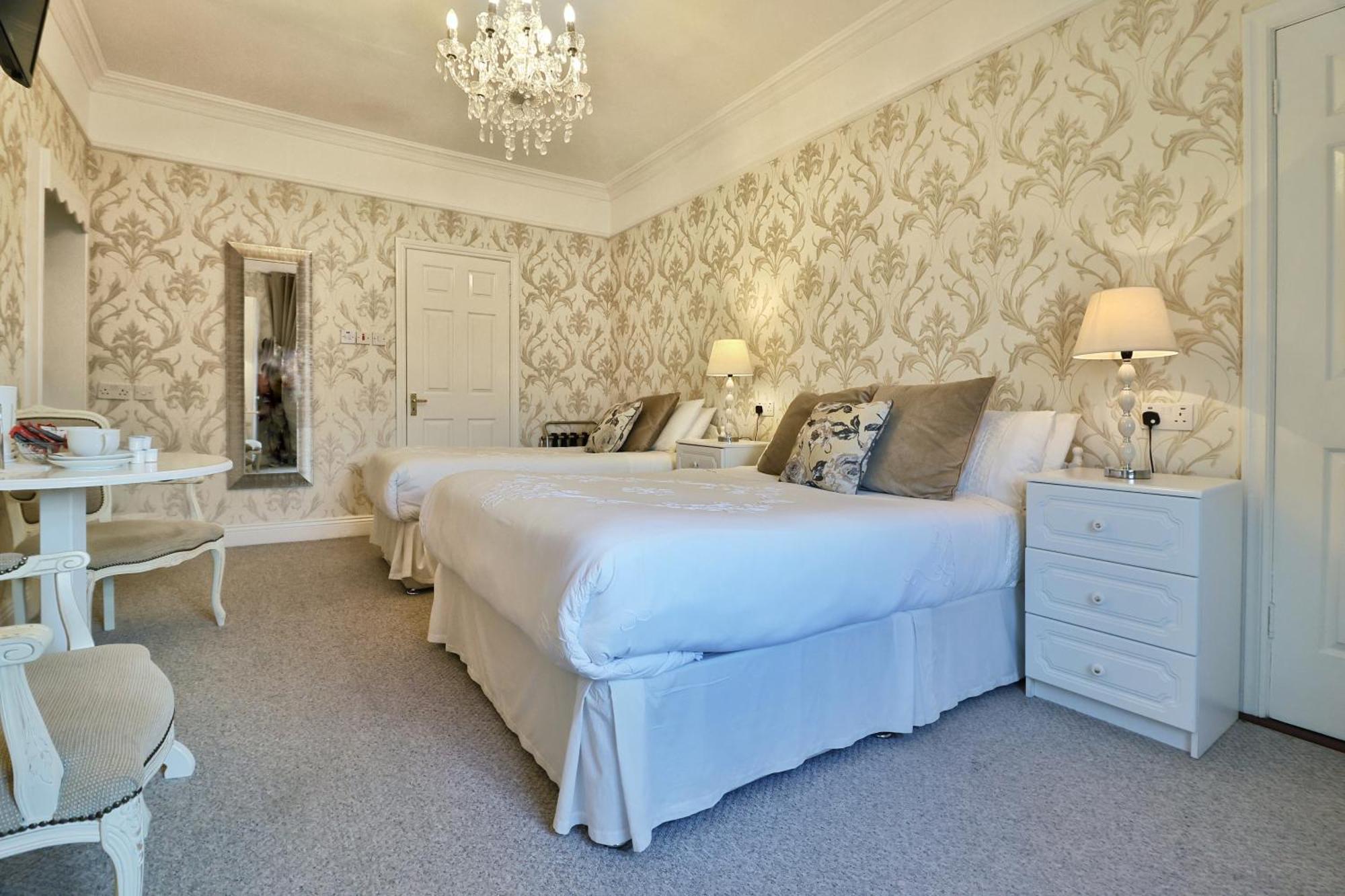 بونكلودي Meadowside B&B المظهر الخارجي الصورة
